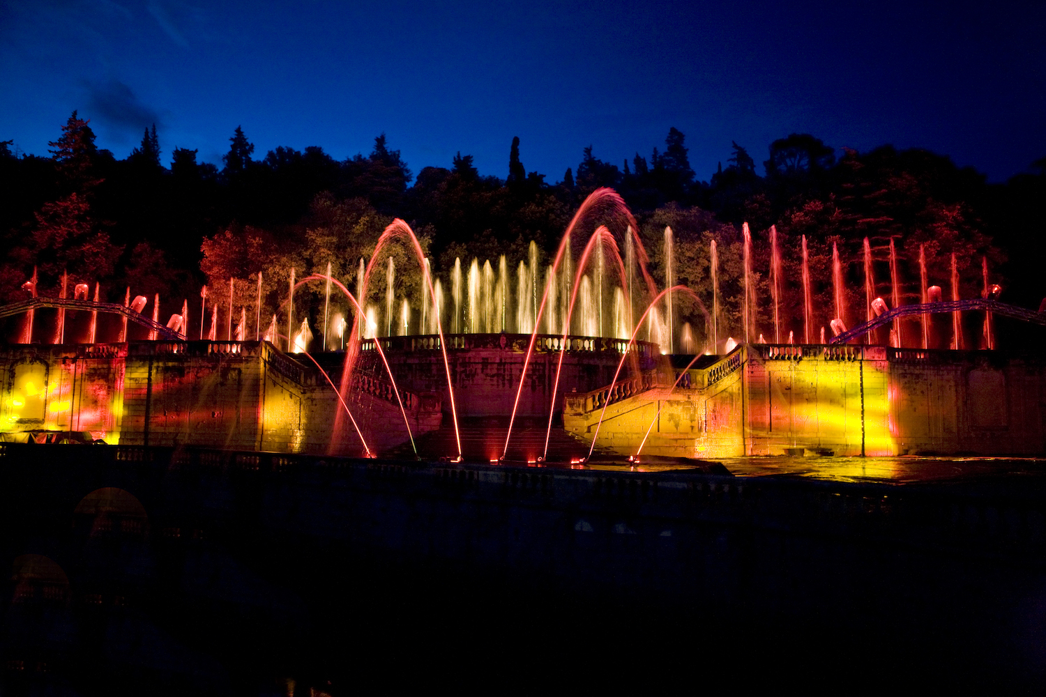 Jet de scene (fontaine geante)