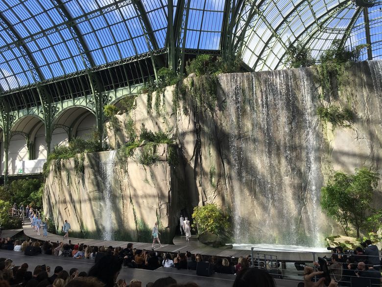 Chanel ready-to-wear spring/summer 2018 fashion show